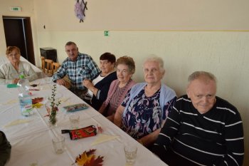 Október – mesiac úcty k starším