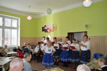 Fašiangovo-valentínske posedenie